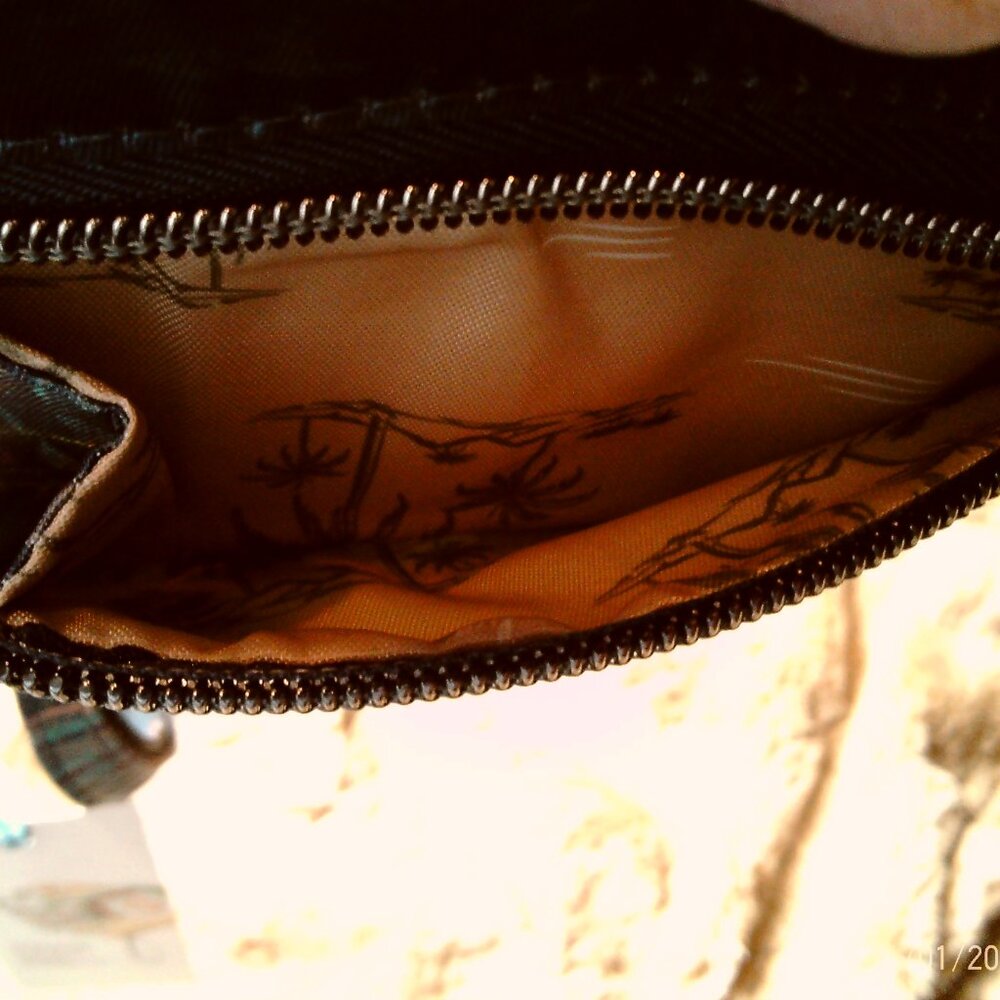 NWOT Lug Navigator Crossbody Bag in BEAUTIFUL Boho Floral Black & Rodeo Wallet - Picture 4 of 7